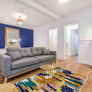Apartament Bridgestreet - Opera Montmartre, Paryż