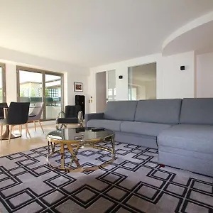 Apartament Foch Triomphe, Paryż