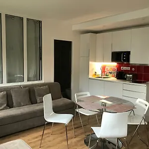 Apartament Tour Eiffel Rent, Paryż