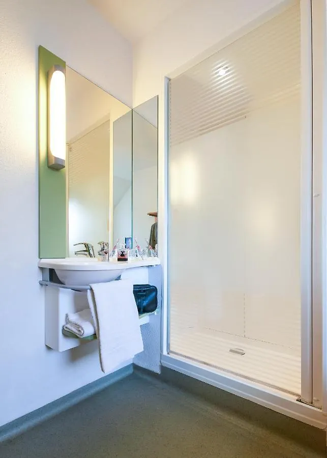Ibis Budget Porte D'Orleans París 2*,